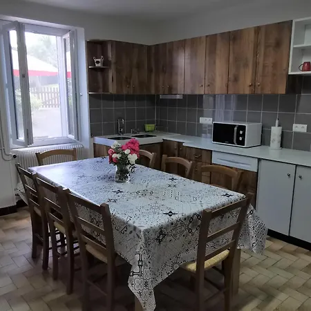 منزل ريفي Maison De Caractere Avec Jardin, Ideale Famille, Pres De Brioude, Prox. Baignade Et - Fr-1-582-314