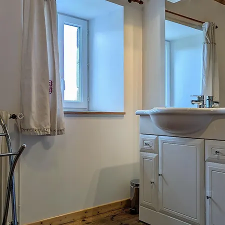 Maison De Caractere Avec Jardin, Ideale Famille, Pres De Brioude, Prox. Baignade Et - Fr-1-582-314 Saint-Just-pres-Brioude